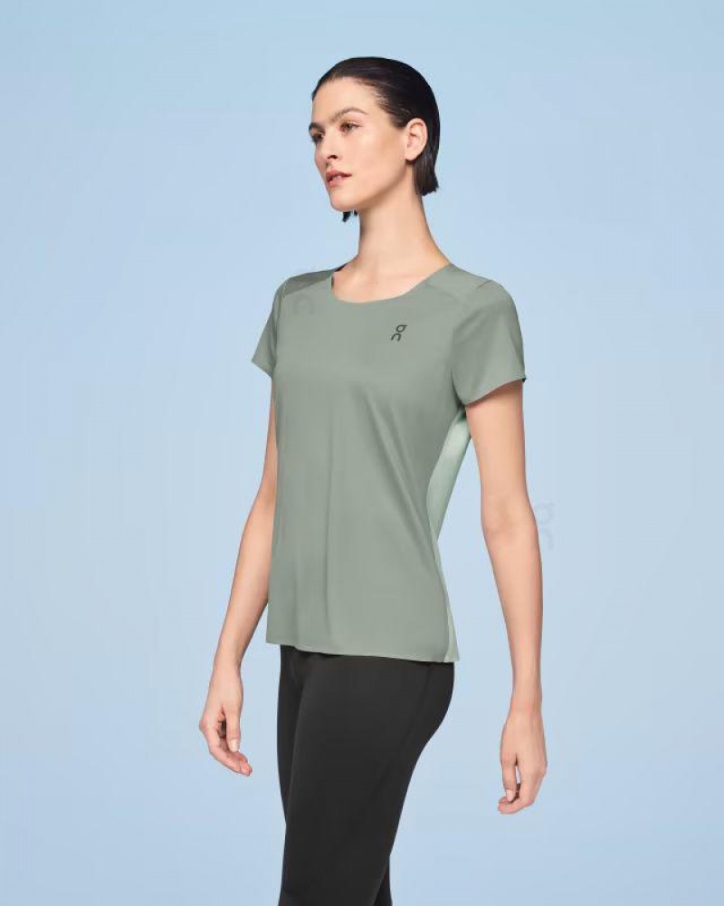 Camiseta On Cloud Performance-T Mujer Olive | UY_ON8127