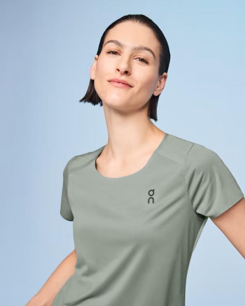 Camiseta On Cloud Performance-T Mujer Olive | UY_ON8127