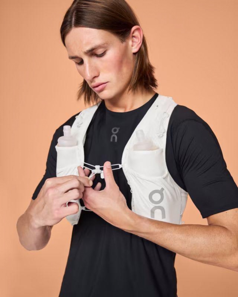 Running On Cloud Ultra Vest 10L Mujer White | UY_ON9075