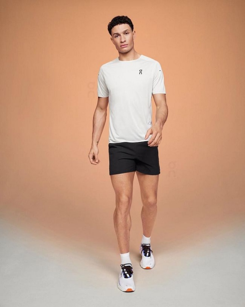 Short On Cloud Essential Hombre Black | UY_ON8636