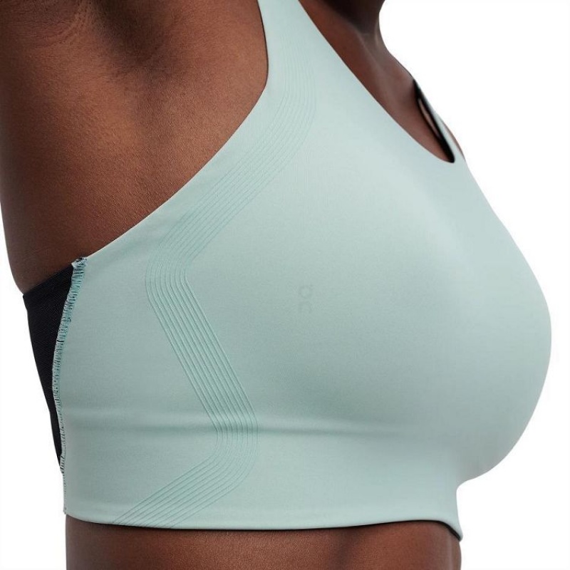 Top Deportivo On Cloud Performance Mujer Green | UY_ON8367