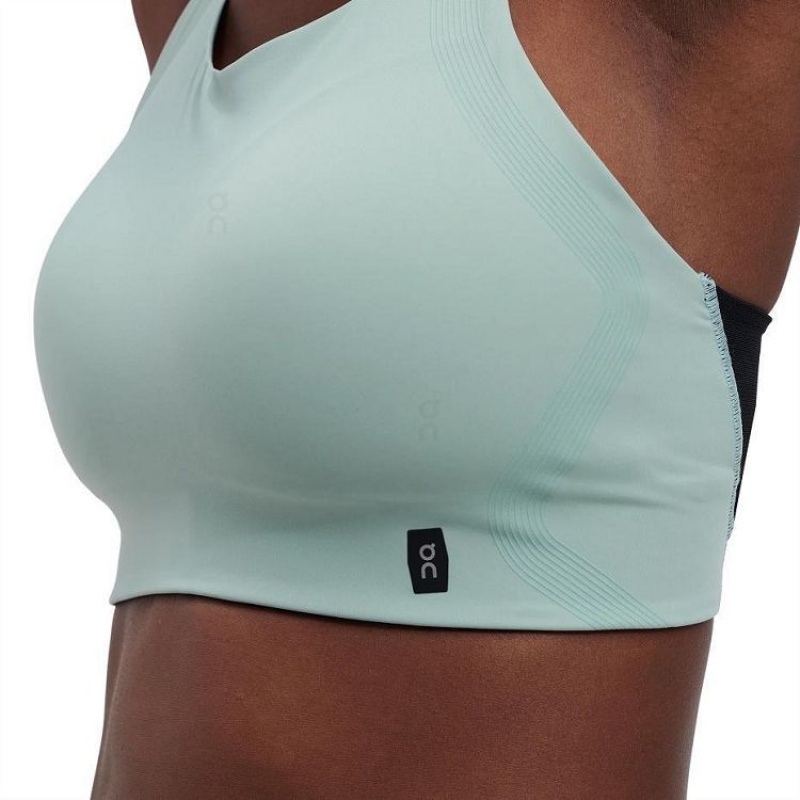 Top Deportivo On Cloud Performance Mujer Green | UY_ON8367