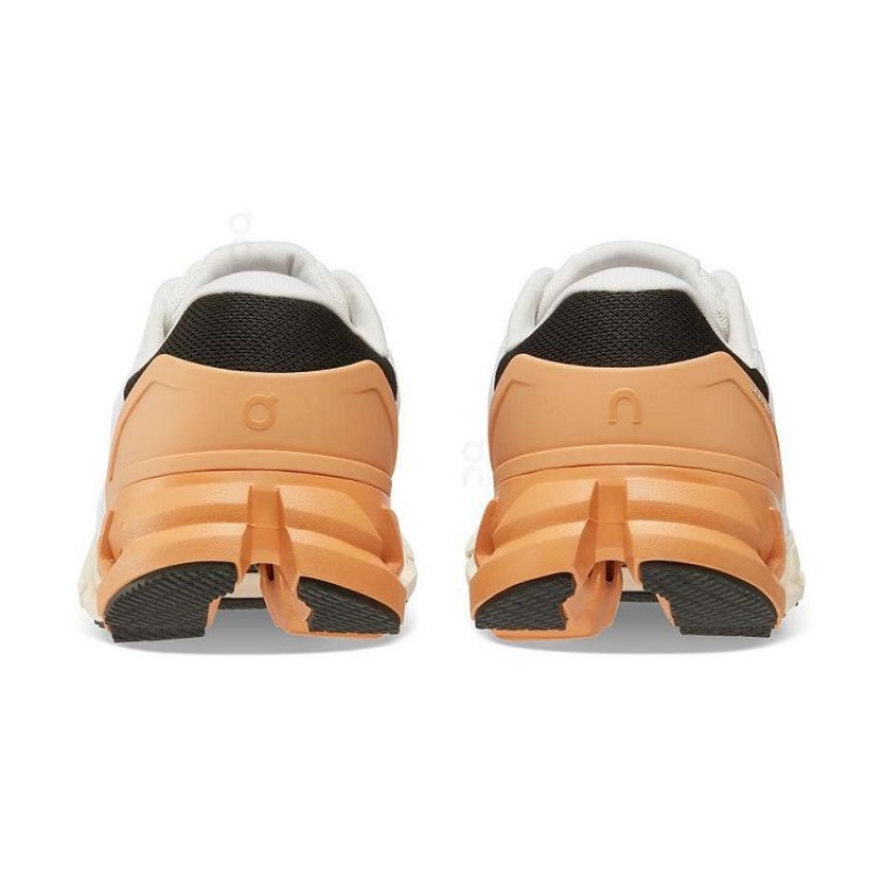 Zapatillas Running On Cloud Cloudflyer 4 Mujer White / Gold | UY_ON8441